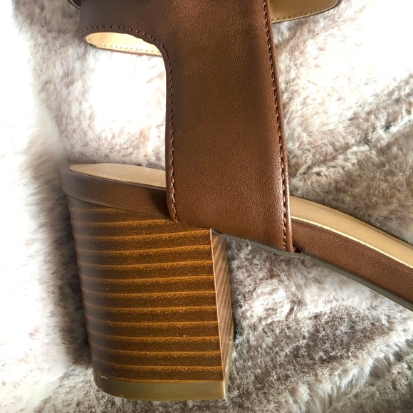 Liz Claiborne Womens Lovey Heeled Sandals - Picture 5 of 6